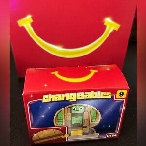 2026 McDonald’s Happy Meal Toy - Changeables Hamburger (D1V4)